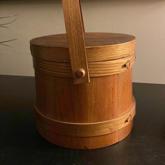 Vintage wood barrel ice bucket with cover - Picture 4 of 16